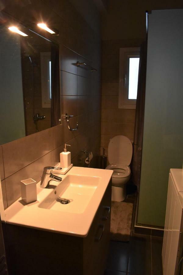 Chic Central Apartment In Evangelismos Metro Station Athen Eksteriør billede
