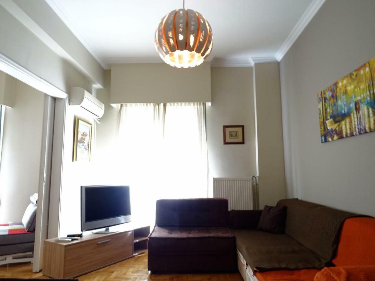 Chic Central Apartment In Evangelismos Metro Station Athen Eksteriør billede