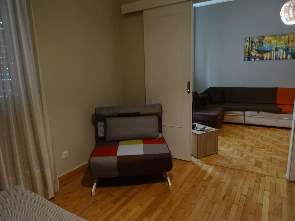 Chic Central Apartment In Evangelismos Metro Station Athen Eksteriør billede