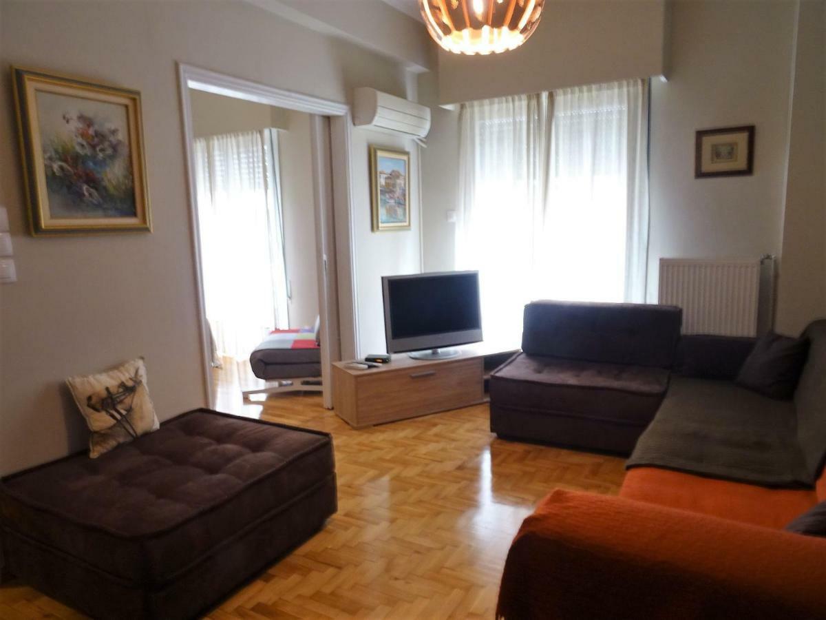 Chic Central Apartment In Evangelismos Metro Station Athen Eksteriør billede